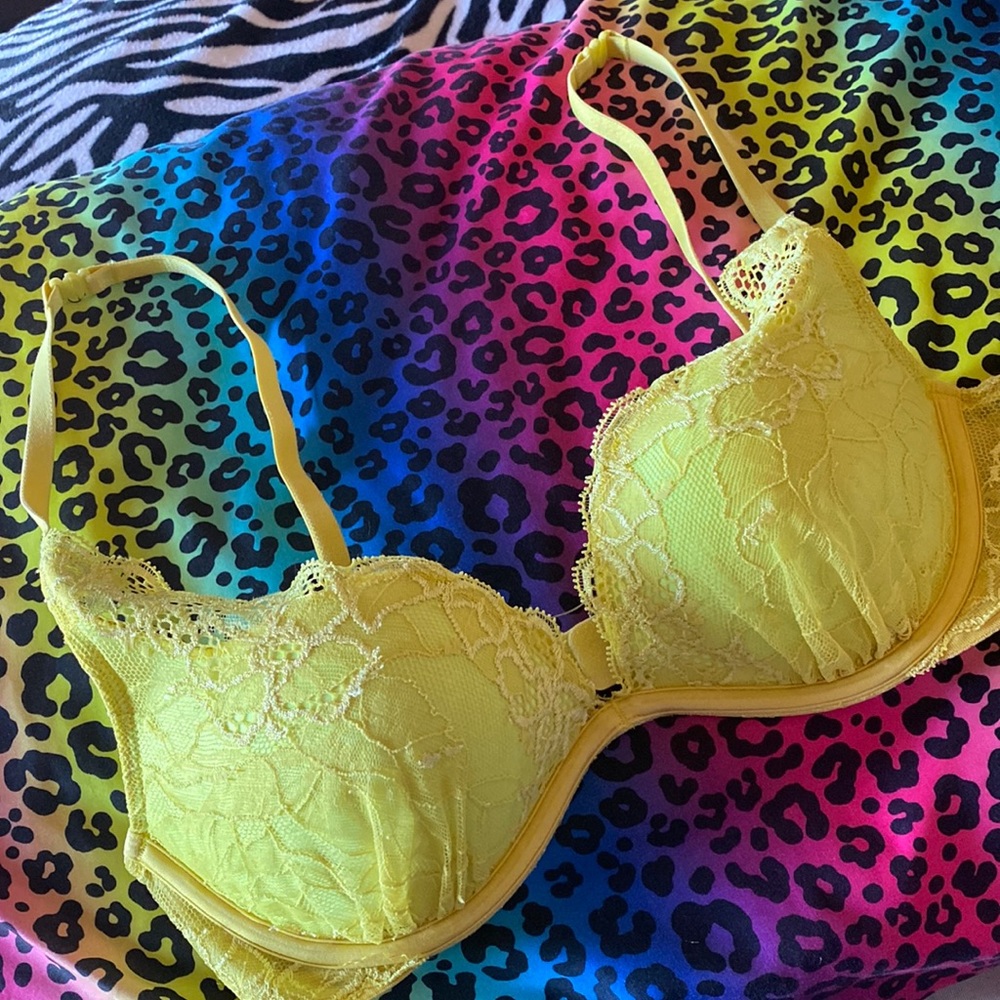 Bra